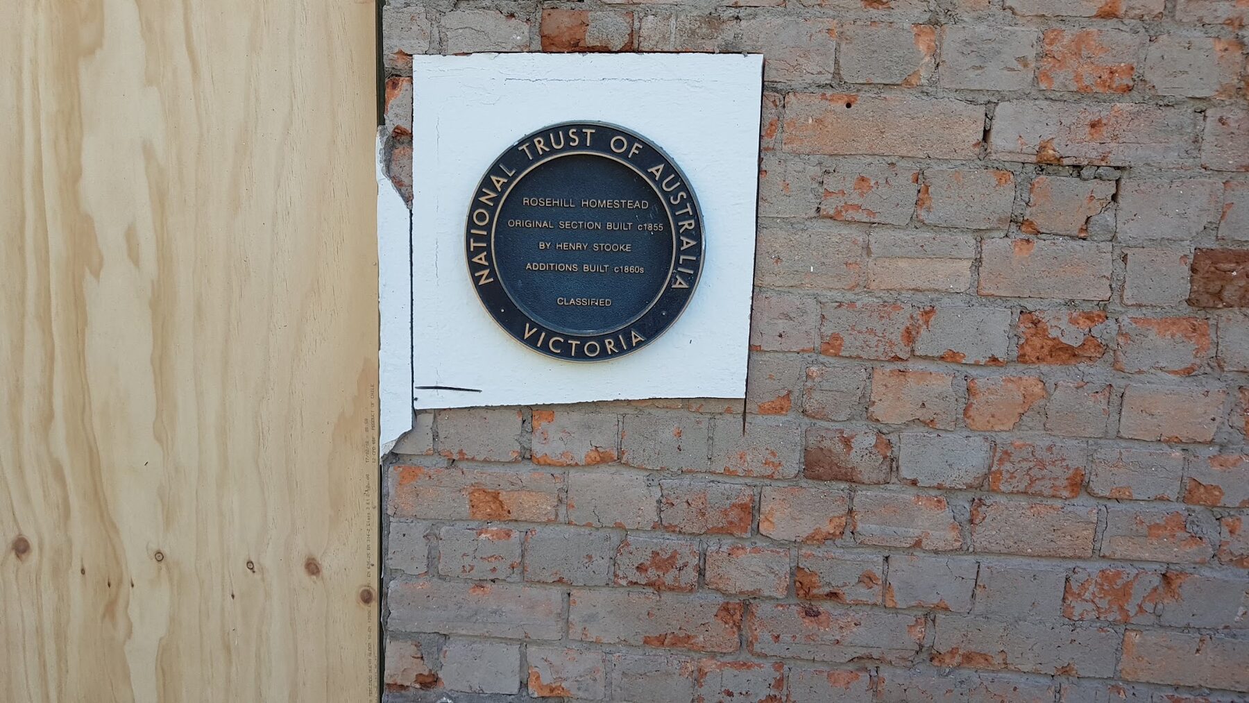 Historic plaque at Rosehill Homestead, Lower Plenty